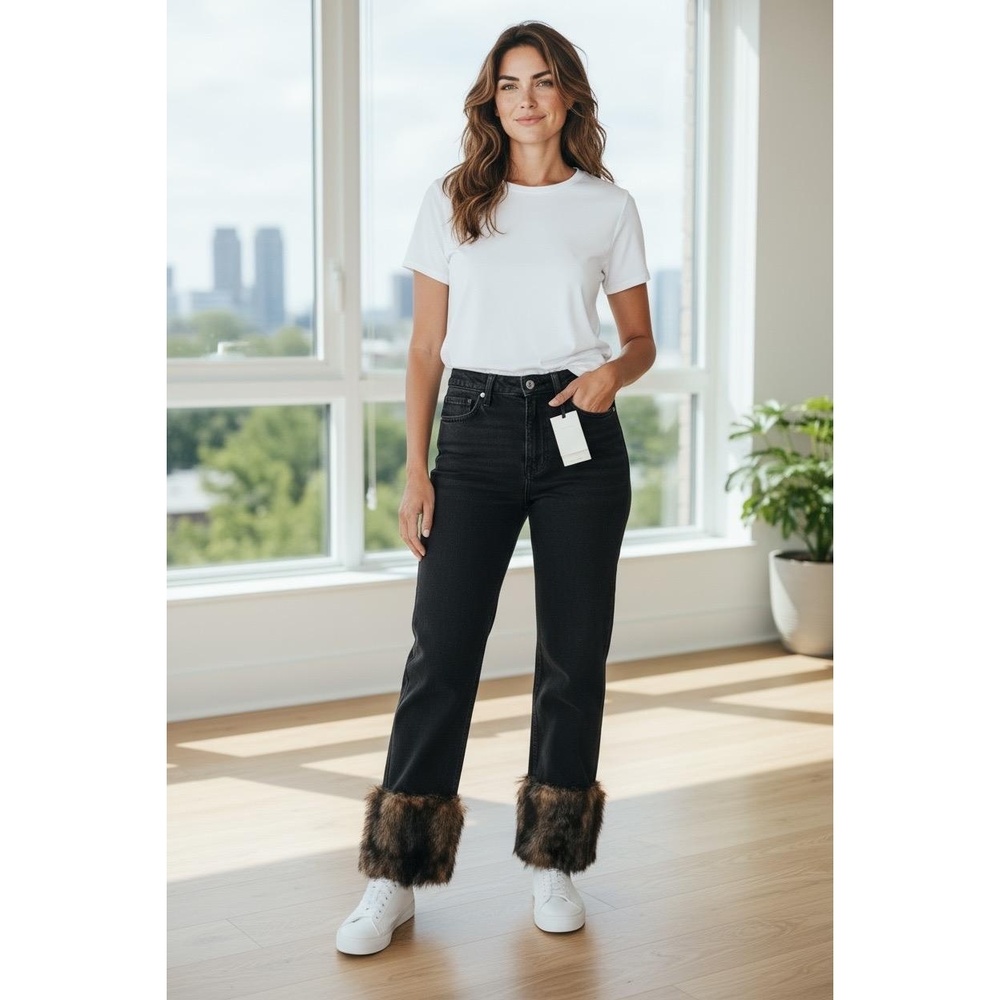 NWT Zara Womens Black The Vintage High Rise Fur Hem Denim Jeans Size 2